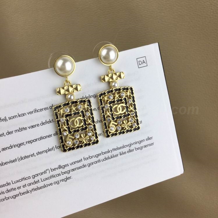 Chanel Earrings 535